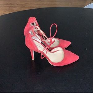 Gianni Bini Red Pumps Size 7